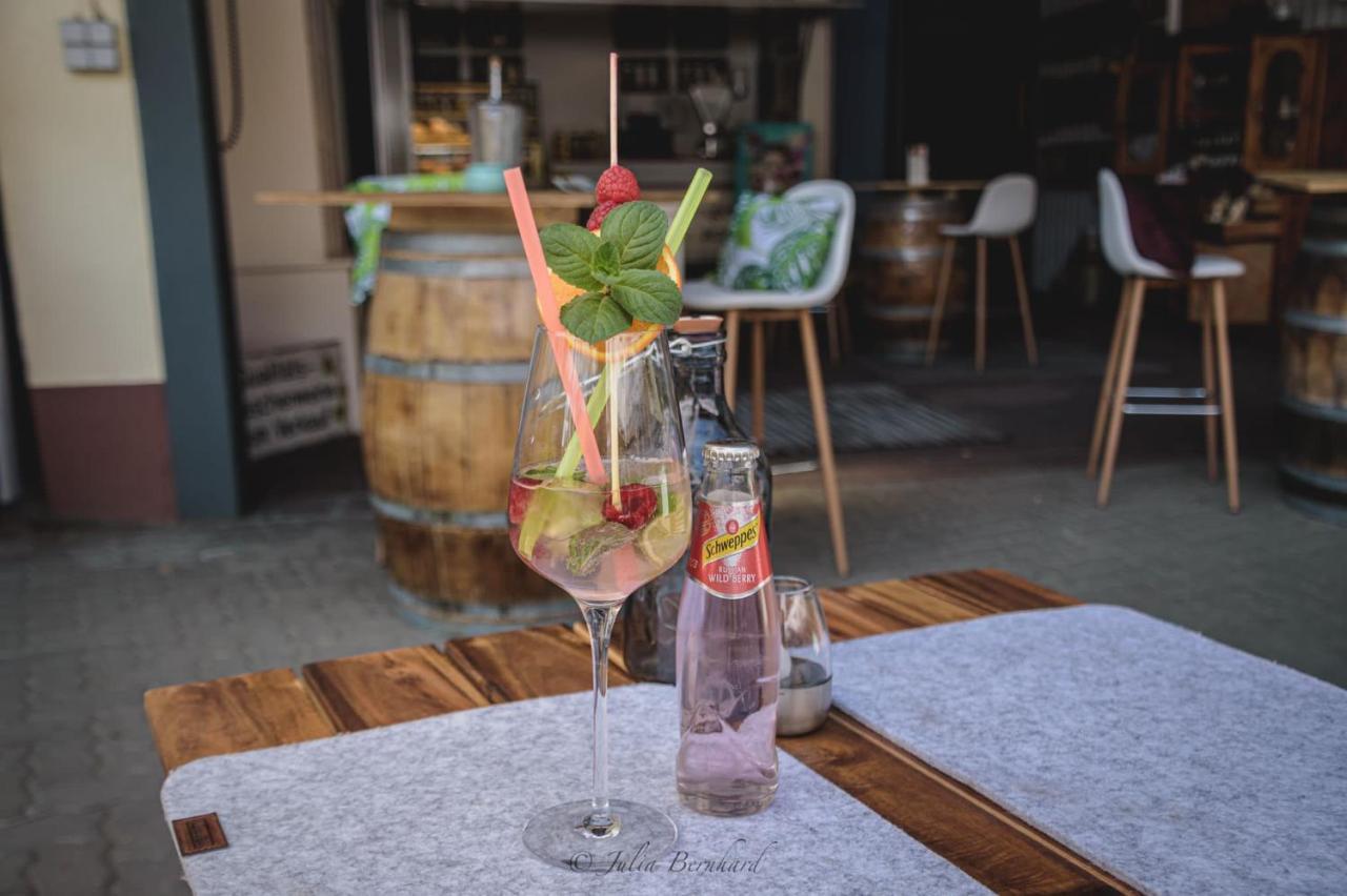 Weingut Und Gaestehaus Vongerichten Oberhausen エクステリア 写真